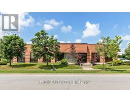 2556 Meadowpine Blvd, Mississauga, ON L5N6P9 Photo 3