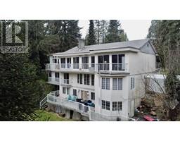 4621 Woodburn Place, West Vancouver, BC V7S2W8 Photo 4