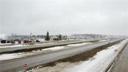 2742 Saskatchewan Avenue W, Portage La Prairie Rm, MB R0H1N1 Photo 7