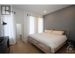 Bedroom - 284 Dovercourt Avenue Unit A, Ottawa, ON K1Z7H5 Photo 6