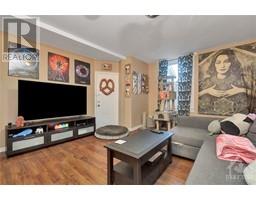Living room - 319 Shakespeare Street, Ottawa, ON K1L5M1 Photo 4