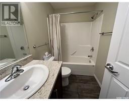 3pc Bathroom - 403 220 Mccallum Avenue, Birch Hills, SK S0J0G0 Photo 5
