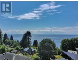 1664 Gower Point Road, Gibsons, BC V0N1V5 Photo 4