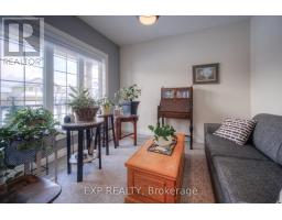 Great room - 138 Ridgeview Dr, Mapleton, ON N0G1P0 Photo 5