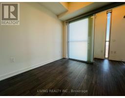 Living room - 5010 1 Yorkville Ave, Toronto, ON M4W1L1 Photo 3