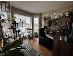 Living room - 8412 86 Avenue, Fort St John, BC V1J0G6 Photo 2