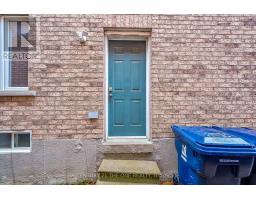 Bsmt 76 Highhill Dr, Toronto, ON M1T1N7 Photo 6