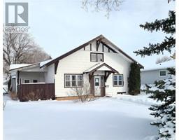 Living room - 1287 Willow Avenue, Moose Jaw, SK S6H1H1 Photo 2
