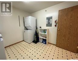Kitchen/Dining room - 304 117 2nd Avenue W, Kindersley, SK S0L1S0 Photo 5