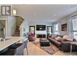 Living room - 4668 Ferndale Crescent, Regina, SK S4V4A1 Photo 3