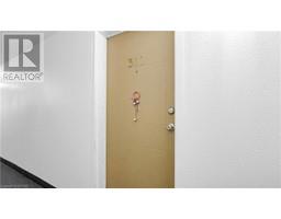 2pc Bathroom - 735 Deveron Crescent Unit 310, London, ON N5Z4X8 Photo 6