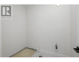 4pc Bathroom - 636 Grand Marais Road East, Windsor, ON N8X3H5 Photo 4
