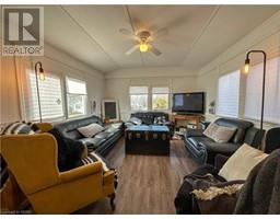Living room - 580 Beaver Creek Road Unit 251, Waterloo, ON N2J3Z4 Photo 4