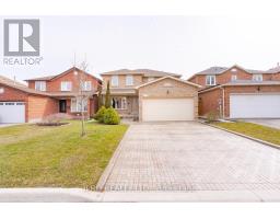 Family room - 4121 Colfax Crt, Mississauga, ON L4W4C9 Photo 2