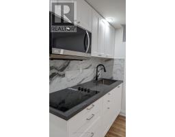Bsmt 56 Wilcox Rd, Vaughan, ON L6A3R6 Photo 4
