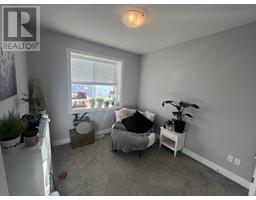 Primary Bedroom - 8336 88 Avenue, Fort St John, BC V1J0S2 Photo 4