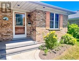 4pc Bathroom - 250 Bethune Crescent, Goderich, ON N7A4M6 Photo 2