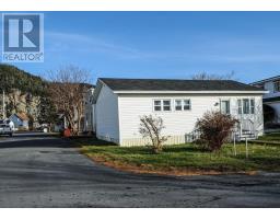 Living room - 41 Swans Road, Placentia, NL A0B2Y0 Photo 5