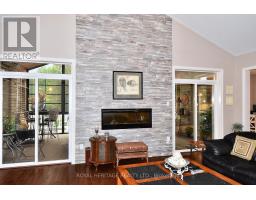 Family room - 34 South Harbour Dr, Kawartha Lakes, ON K0M1A0 Photo 4