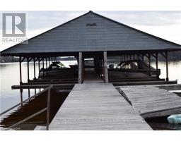 1652 Russell Landing Rd, Algonquin Highlands, ON P0A1E0 Photo 4