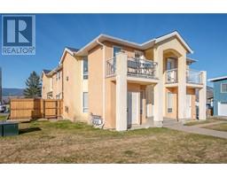 723 Government Street, Penticton, BC V2A4T3 Photo 2