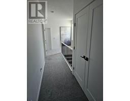 Bedroom - 8136 Bowness Road Nw, Calgary, AB T3B0H6 Photo 7