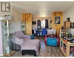 Bedroom - 115 Valleyview Crescent, Tumbler Ridge, BC V0C2W0 Photo 4