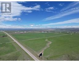 300 32134 Highway 7 W, Rural Foothills County, AB T1S1B2 Photo 7