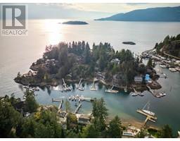 5817 Eagle Island, West Vancouver, BC V7W1V6 Photo 6