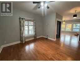 Living room - 194 Luard Avenue, Princeton, BC V0X1W0 Photo 6