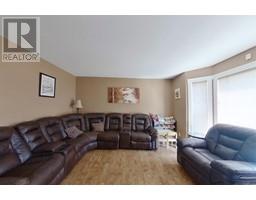 Bedroom - 176 Diefenbaker Drive, Fort Mcmurray, AB T9K2J8 Photo 3