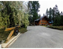 Living room - 7001 Columbia Ridge Drive, Fairmont Hot Springs, BC V0B1B0 Photo 3