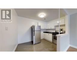 108 31 Clearview Hts, Toronto, ON M6M2A2 Photo 2