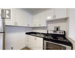 108 31 Clearview Hts, Toronto, ON M6M2A2 Photo 3