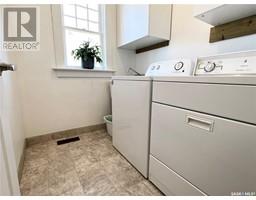 Laundry room - 104 5th Avenue, Biggar, SK S0K0M0 Photo 5