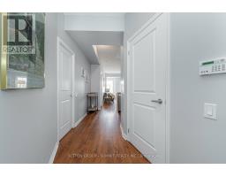 304 15 Windermere Ave, Toronto, ON M6S5A2 Photo 6
