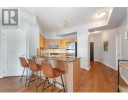 304 15 Windermere Ave, Toronto, ON M6S5A2 Photo 7