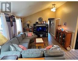 Living room - 446 Mabel Lake Road Unit B 4, Lumby, BC V0E2G5 Photo 4