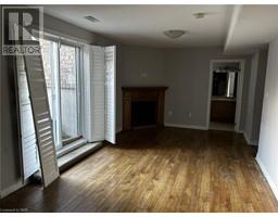 Bedroom - 5638 Hodgson Avenue, Niagara Falls, ON L2H1N4 Photo 6