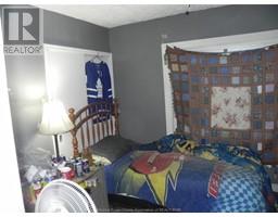 Bedroom - 1221 County Rd 22, Lakeshore, ON N0R1C0 Photo 6