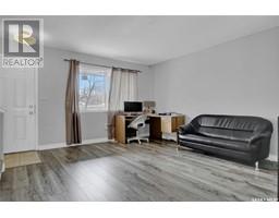 Bedroom - 1206 14th Avenue, Regina, SK S4P0B8 Photo 3