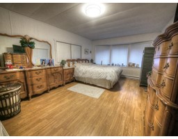 Bedroom - 8114 Highway 6, Salmo, BC V0G1Z0 Photo 5