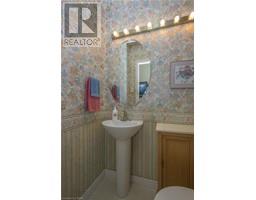 5pc Bathroom - 38 Braemar Crescent, London, ON N6H2X1 Photo 4