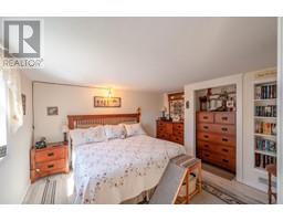 Bedroom - 570 Alberta Avenue, Penticton, BC V2A1P6 Photo 6