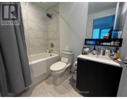606 5 Buttermill Ave, Vaughan, ON L4K0J5 Photo 7
