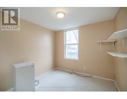 37 Toronto St, Barrie, ON L4N1T8 Photo 7