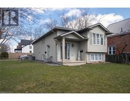 17 Laurier Street, Stratford, ON N5A4M2 Photo 2