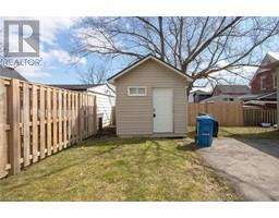 17 Laurier Street, Stratford, ON N5A4M2 Photo 4