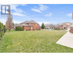 470 Shoreview Circ, Windsor, ON N8P1M7 Photo 4