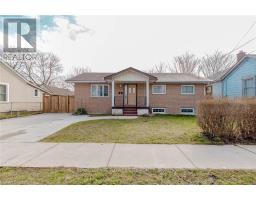18 Greenlaw Plwy S, St Catharines, ON L2R4S6 Photo 2